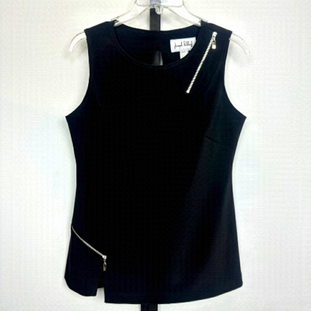 Nwot - Joseph Ribkoff - Size 8 - built in bra - Sleeveless Top